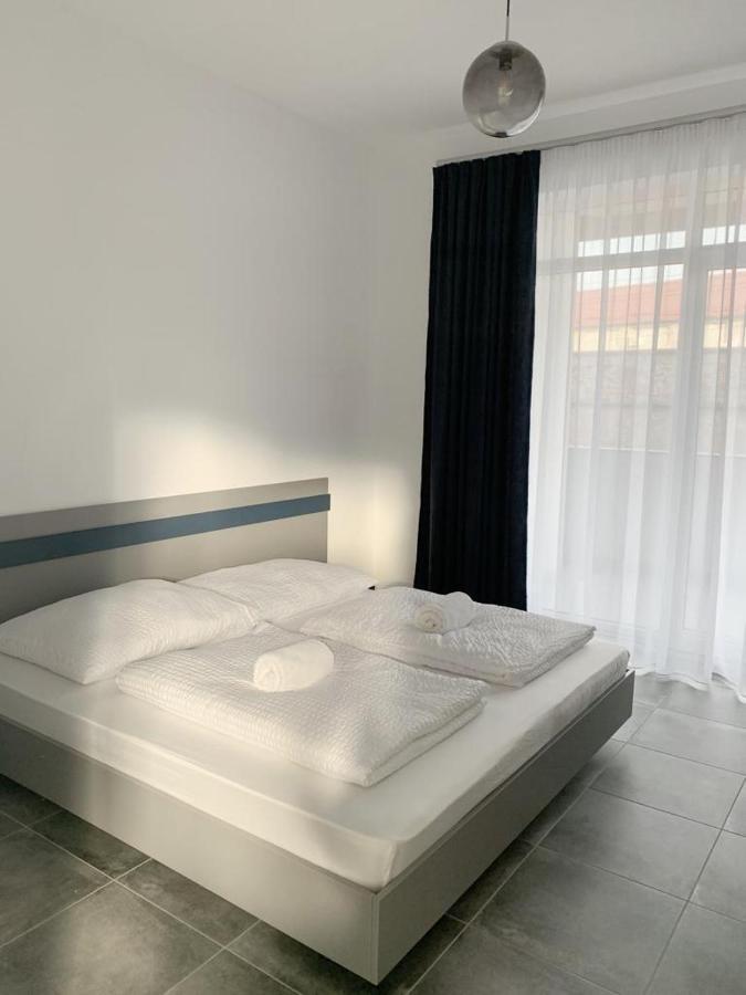 Bb Residence Arad Ngoại thất bức ảnh