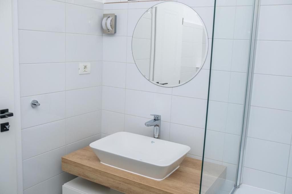 Bb Residence Arad Ngoại thất bức ảnh